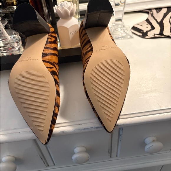 Marc Fisher Women's Tiger Print Heels - Picture 3 of 3